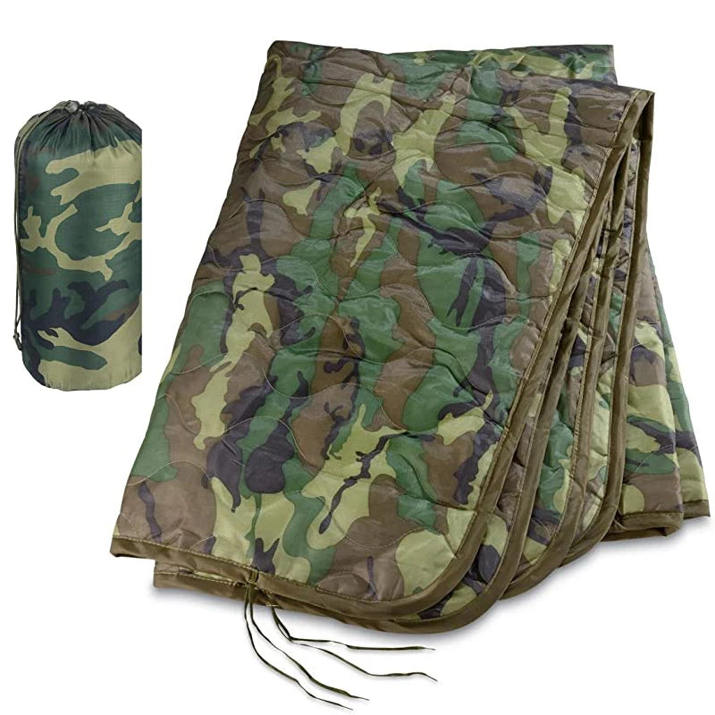 Tactical Army Poncho Liner Camouflage Water Repellent Woobie Quilted Blanket Suitable for Shooting, Hunting